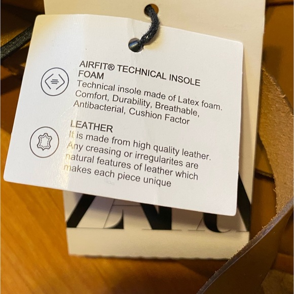 Leather lace up gladiator sandals with anklet detail - Picture 4 of 9